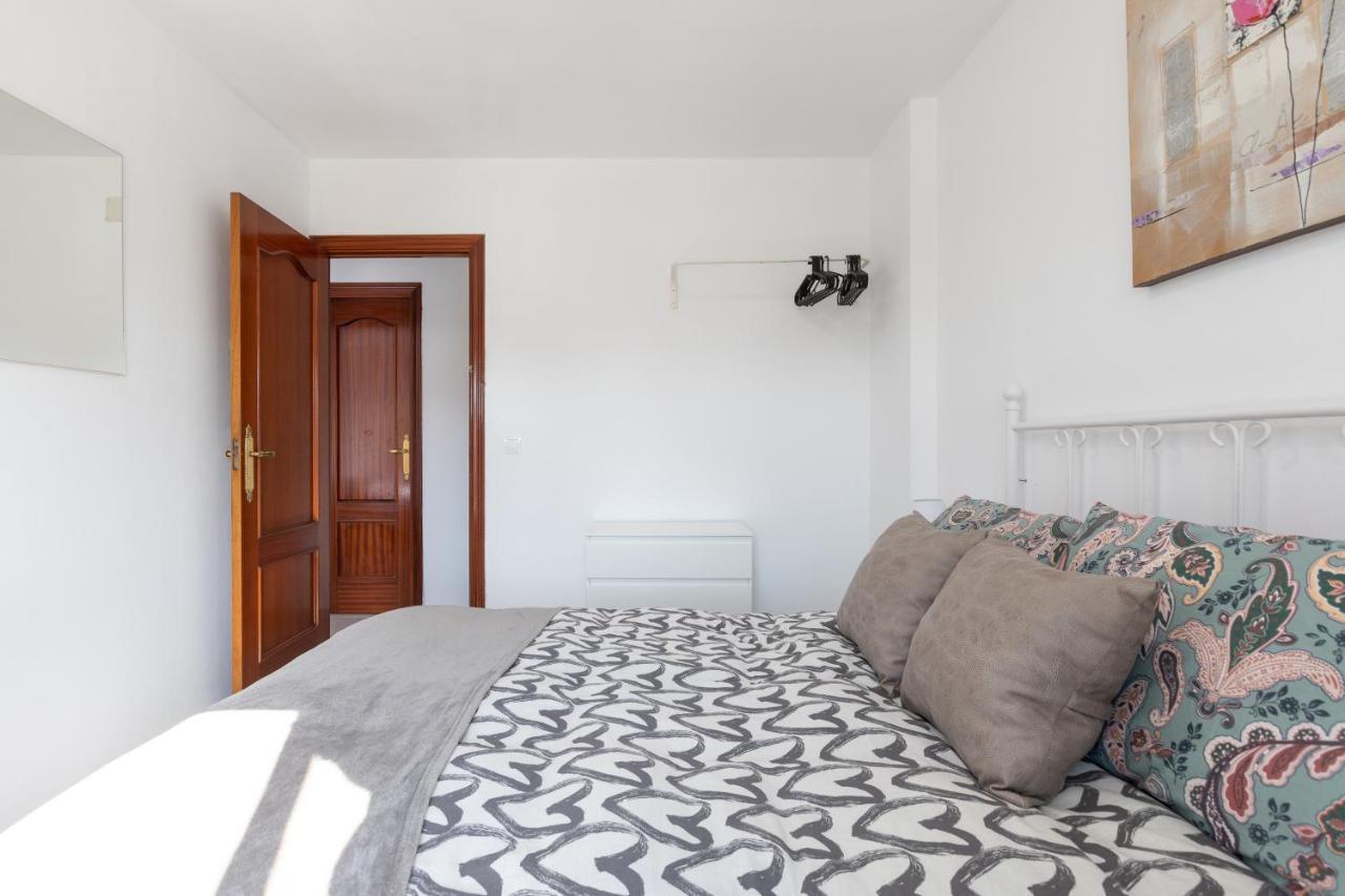 Apartamento Con Terraza Centrico Apartment Malaga Exterior photo